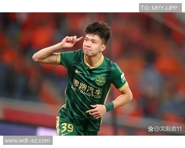 中国足球队球员身价榜揭晓 最强球星身价远超预期引发关注